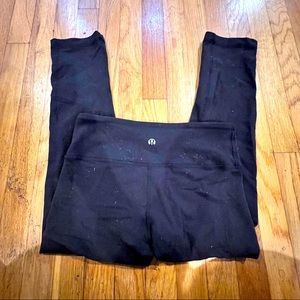 Lululemon yoga pants size 4
